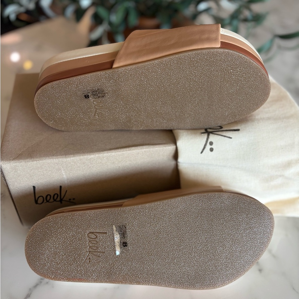 beek Albatross Platform stripe sandal. New with box and dust bag - Picture 4 of 4